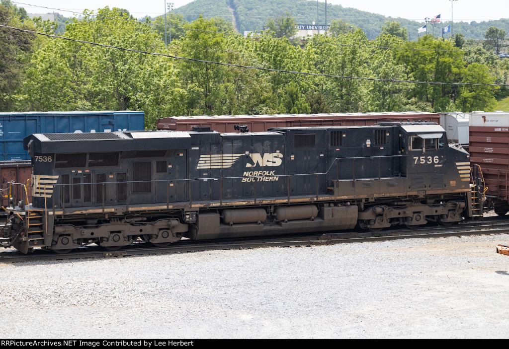 NS 7536